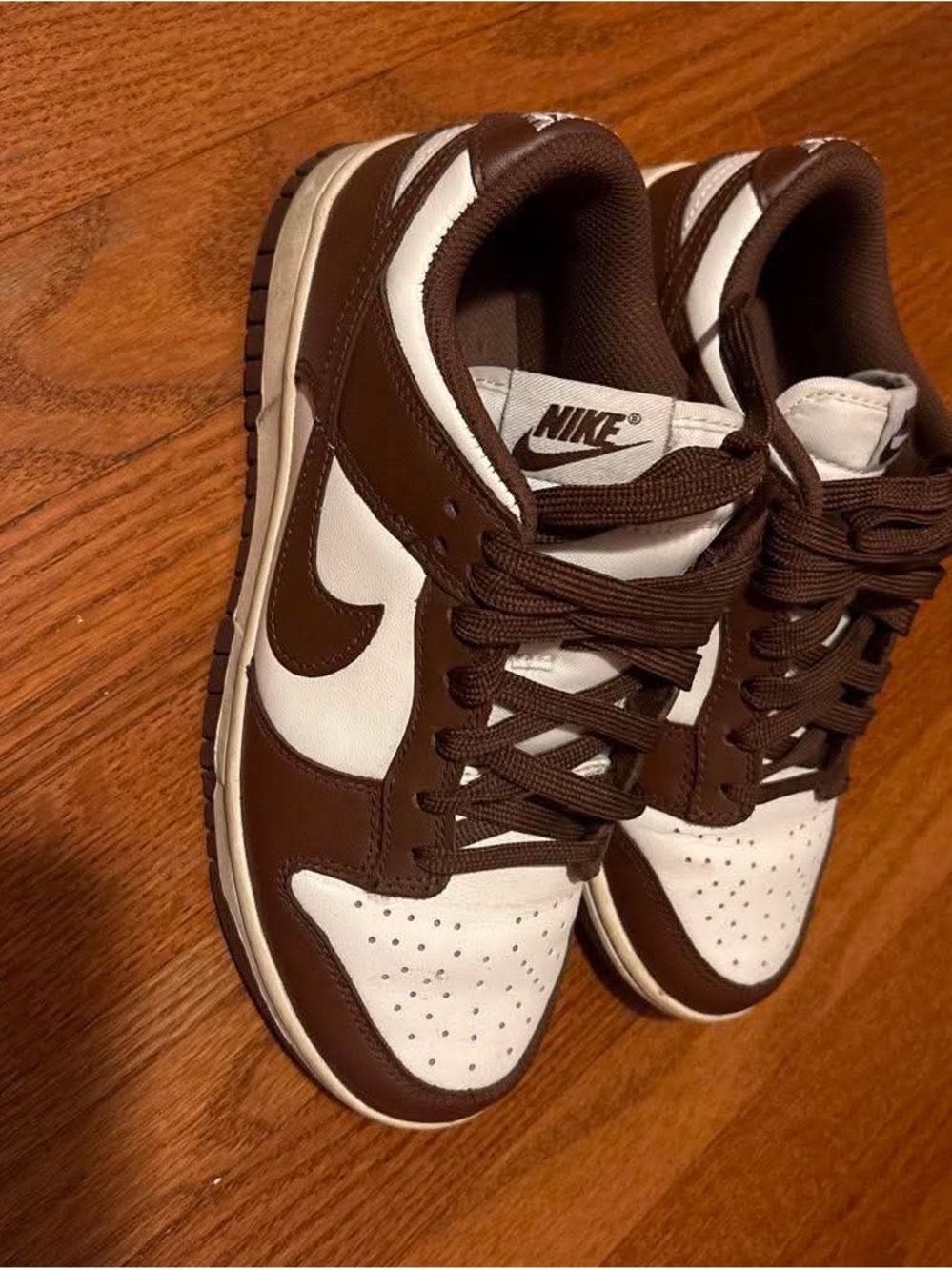 Nike Brown & White Low-Top Sneakers